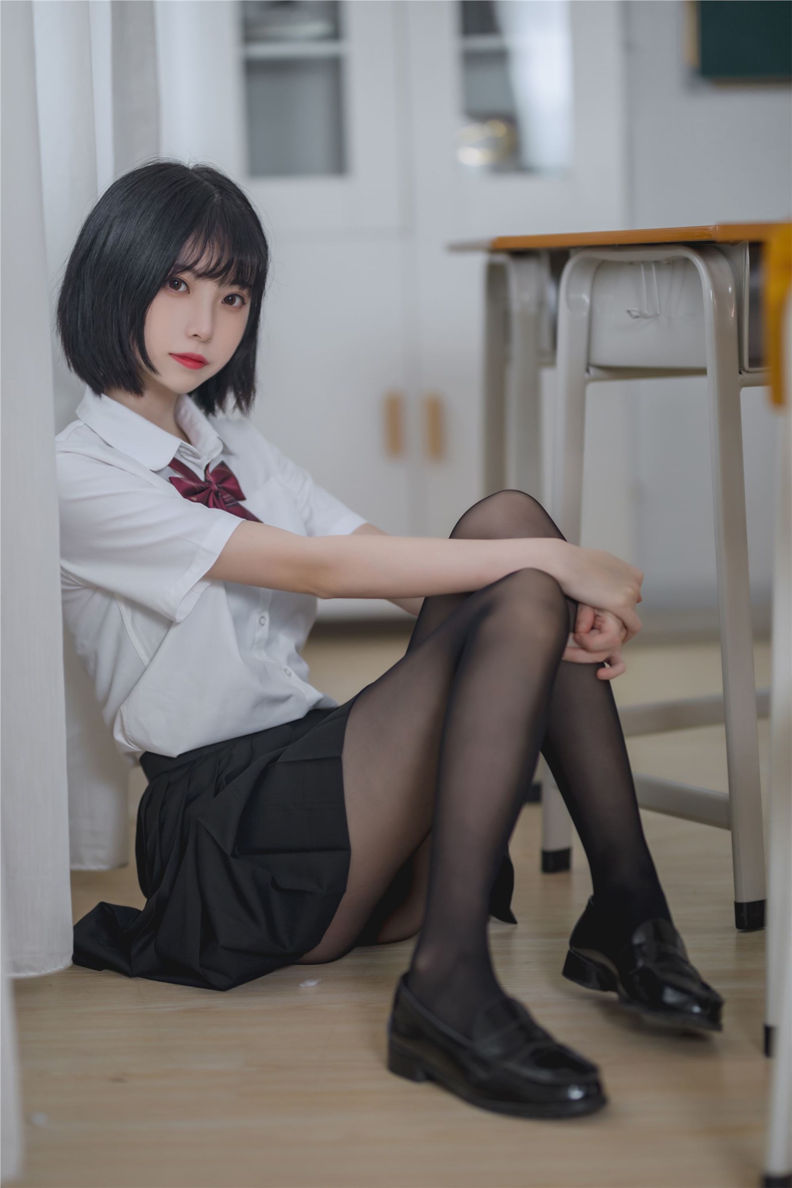 1 - Xu LAN classroom jk black silk(35)